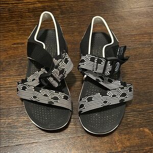 Chaco Black and White Patterned Strap Sandals